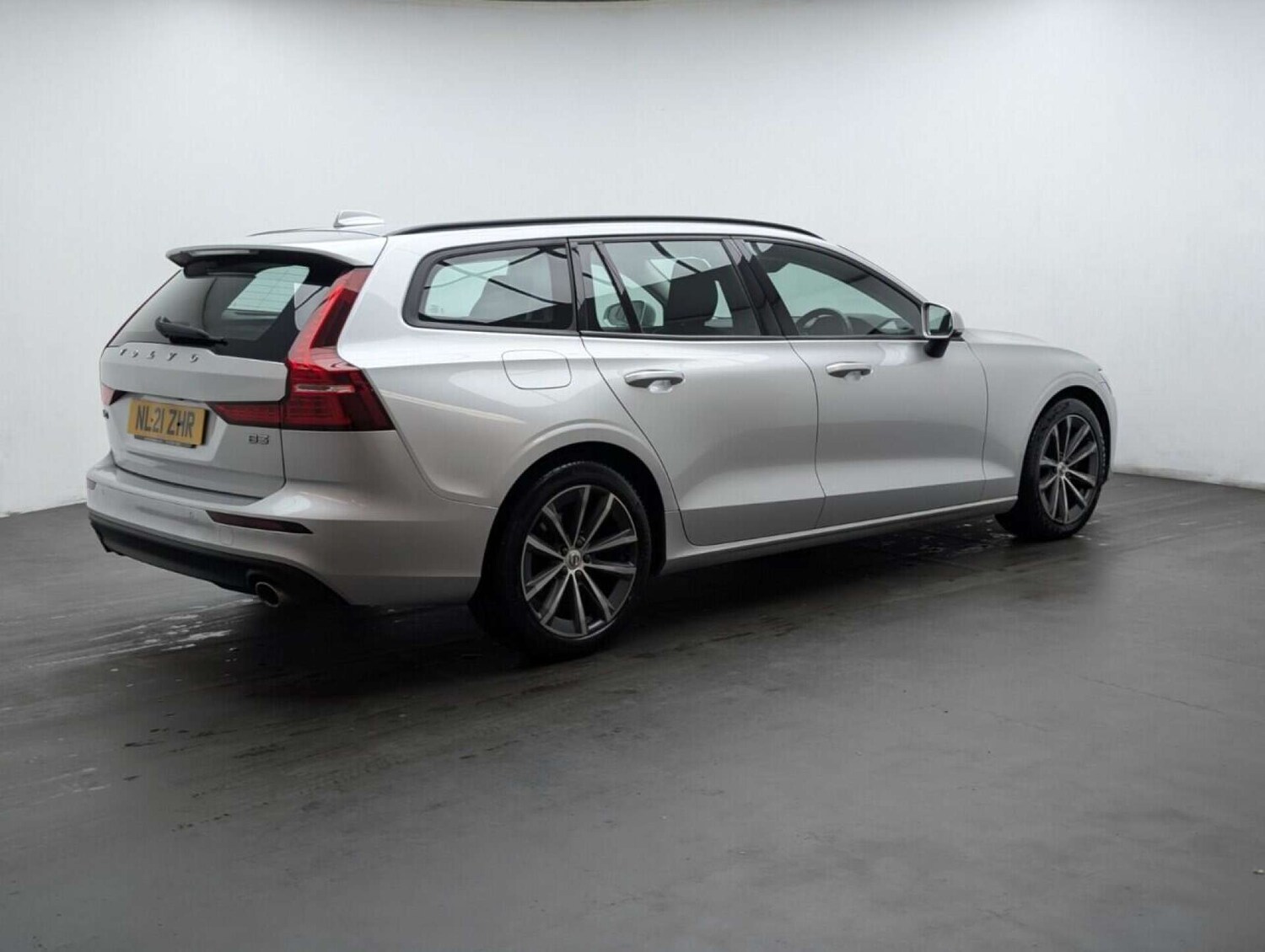 Used Volvo V60 2021 for sale - 77713823: Photo 7