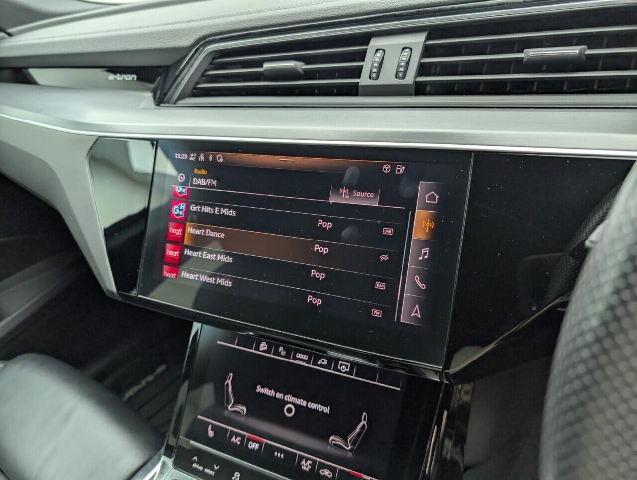 Used Audi e-tron 2020 for sale - 76422861: Photo 14