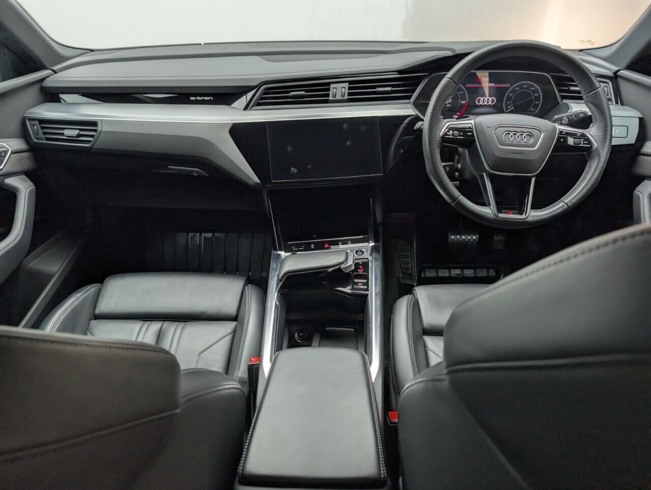 Used Audi e-tron 2020 for sale - 76422861: Photo 25