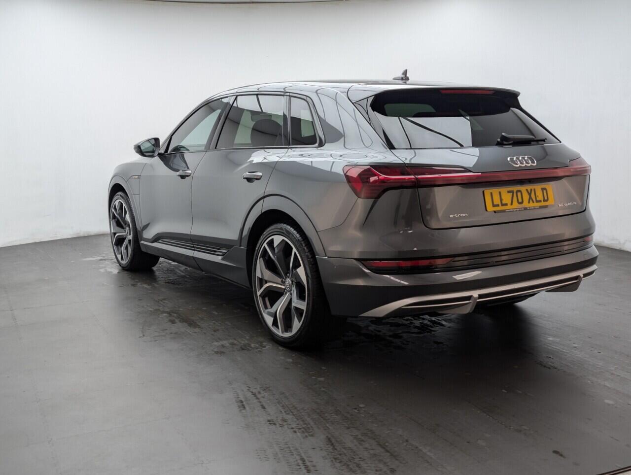 Used Audi e-tron 2020 for sale - 76422861: Photo 6