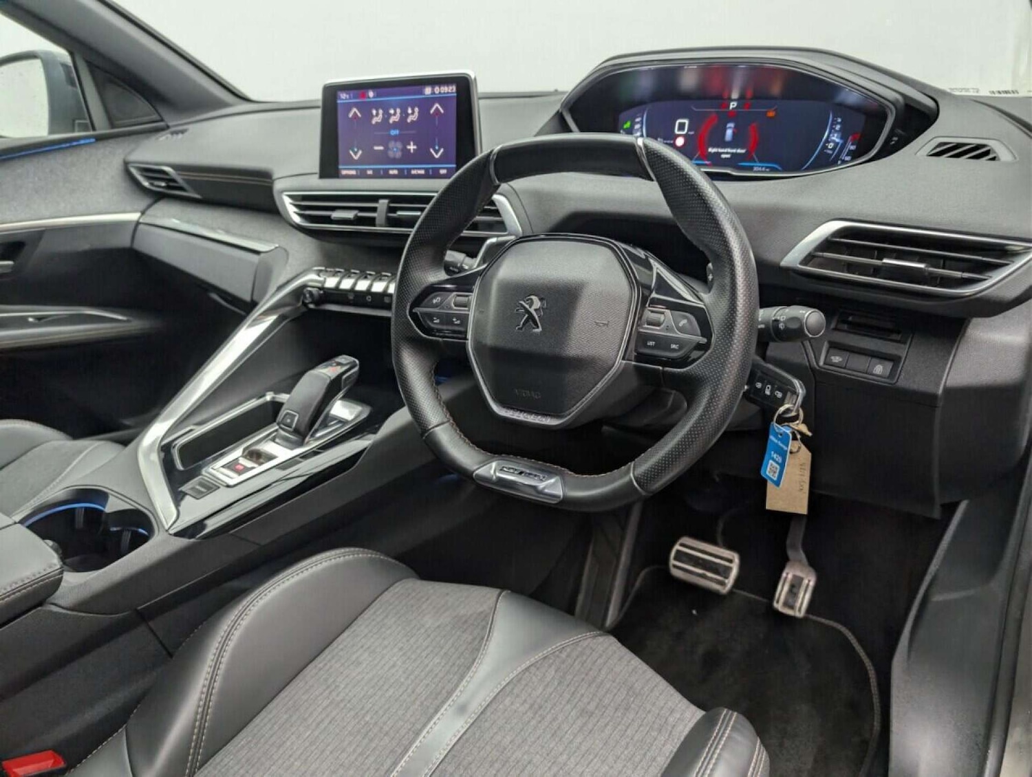 Used Peugeot 3008 2017 for sale - 77713214: Photo 11