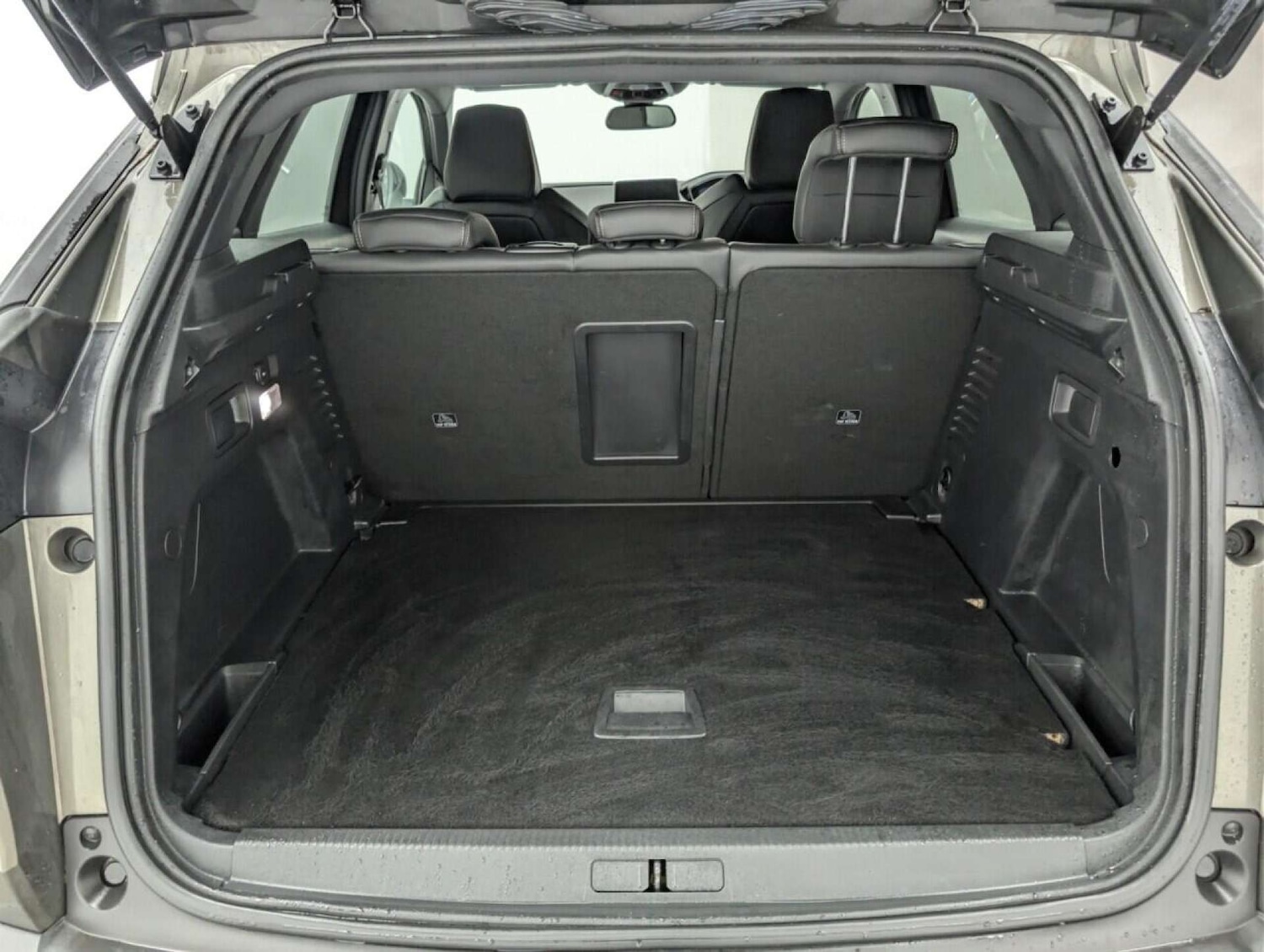 Used Peugeot 3008 2017 for sale - 77713214: Photo 24