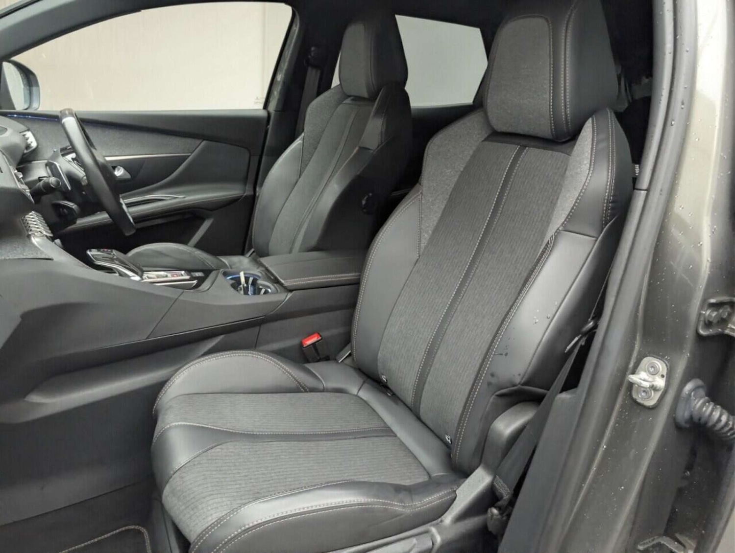 Used Peugeot 3008 2017 for sale - 77713214: Photo 26