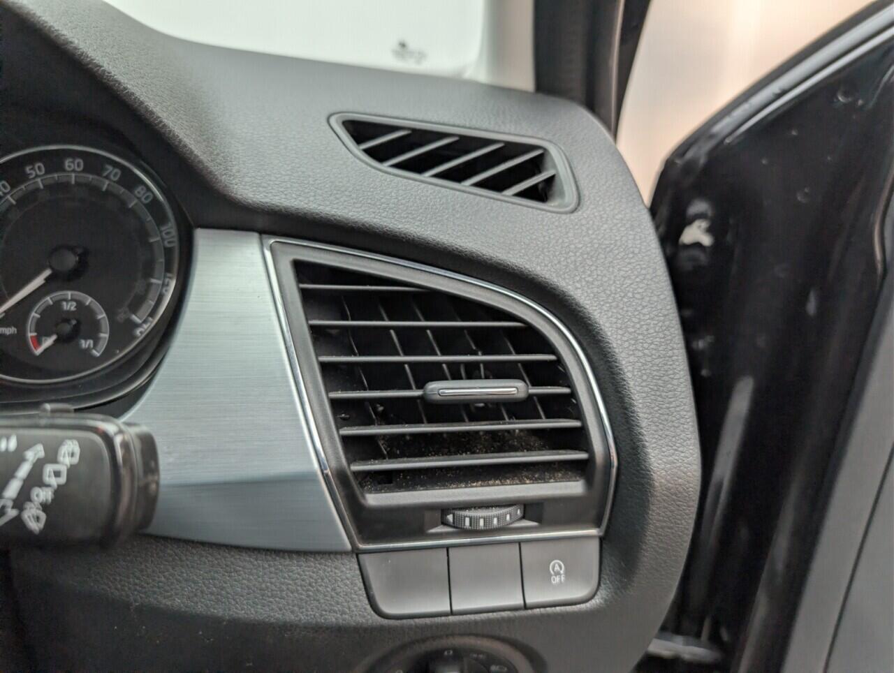 Used Skoda Fabia 2018 for sale - 76538085: Photo 18