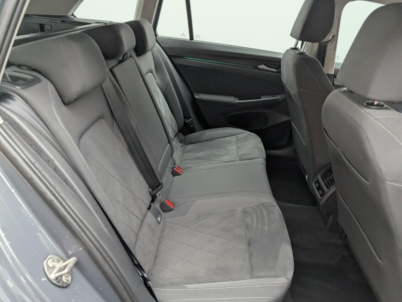 Used Volkswagen Golf 2021 for sale - 77109486: Photo 24