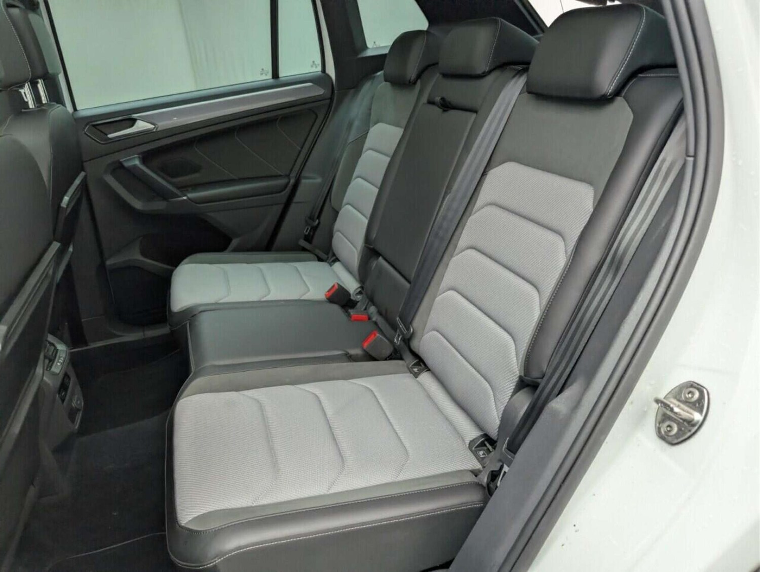 Used Volkswagen Tiguan 2017 for sale - 77714801: Photo 25