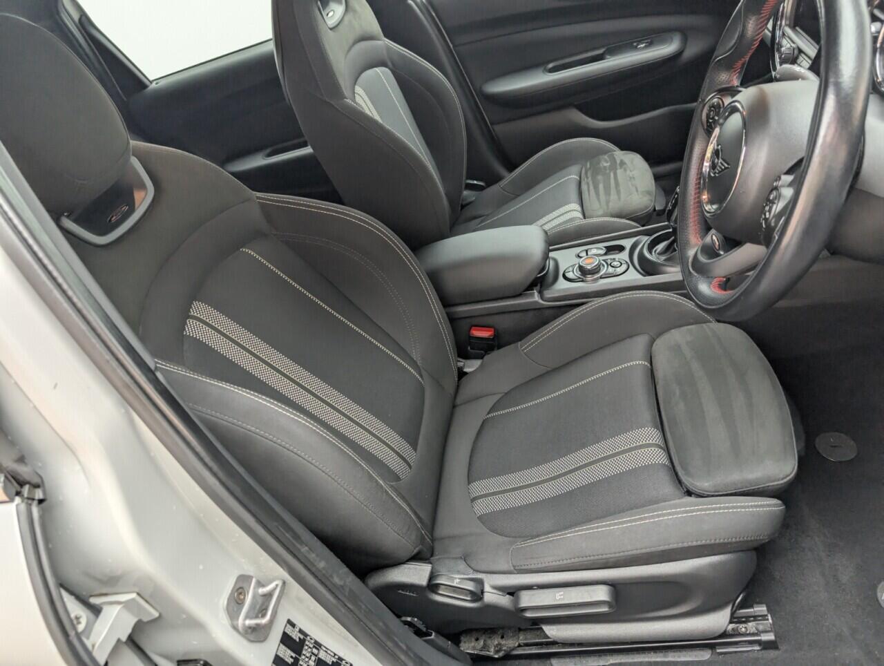 Used MINI Clubman 2018 for sale - 76424631: Photo 12