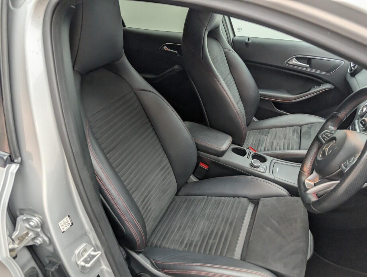 Used Mercedes-Benz GLA 2016 for sale - 77645770: Photo 12