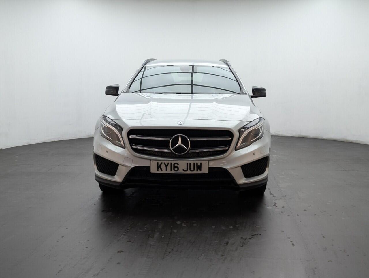 Used Mercedes-Benz GLA 2016 for sale - 77645770: Photo 3