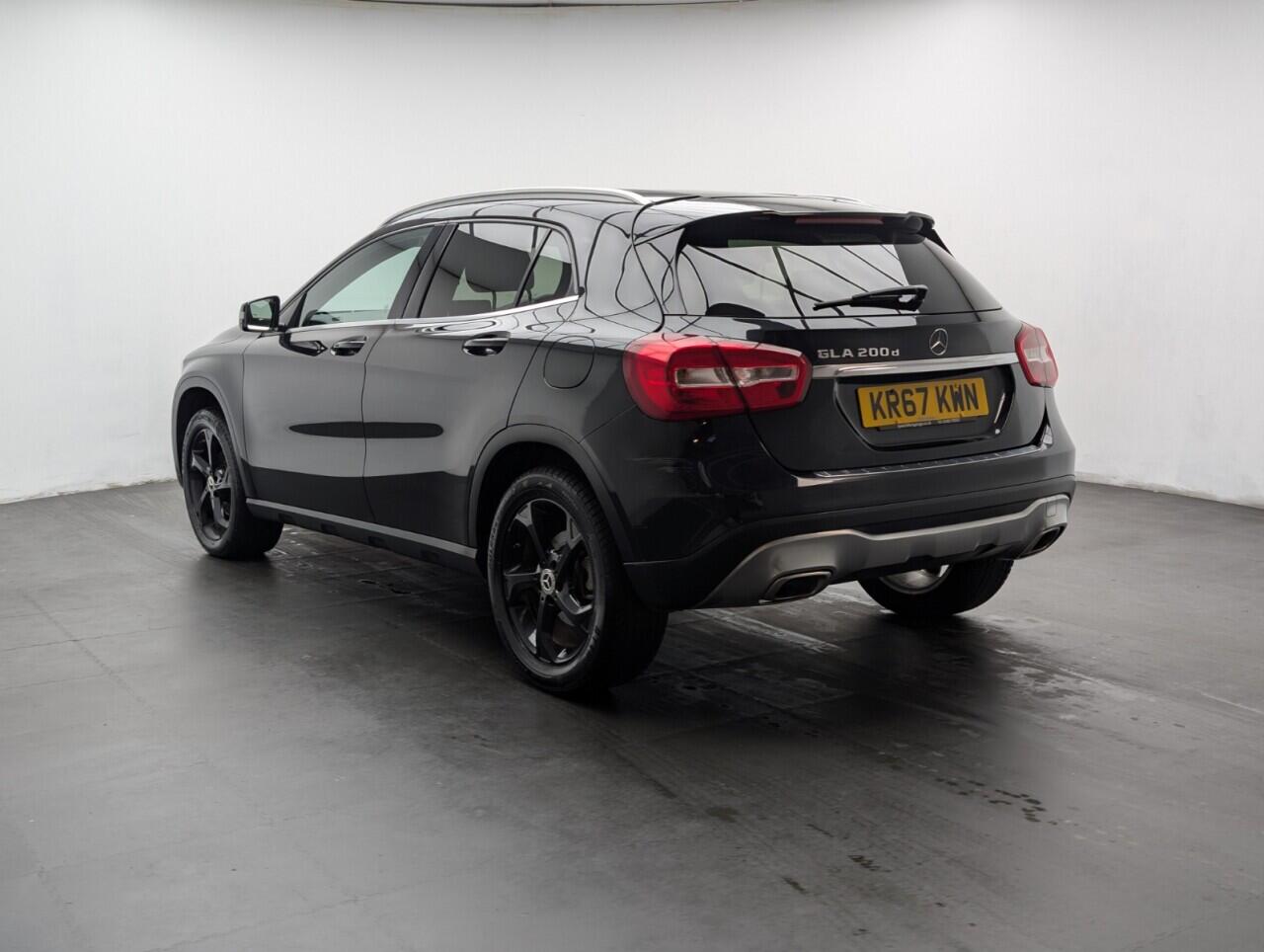 Used Mercedes-Benz A-Class 2017 for sale - 76887124: Photo 6