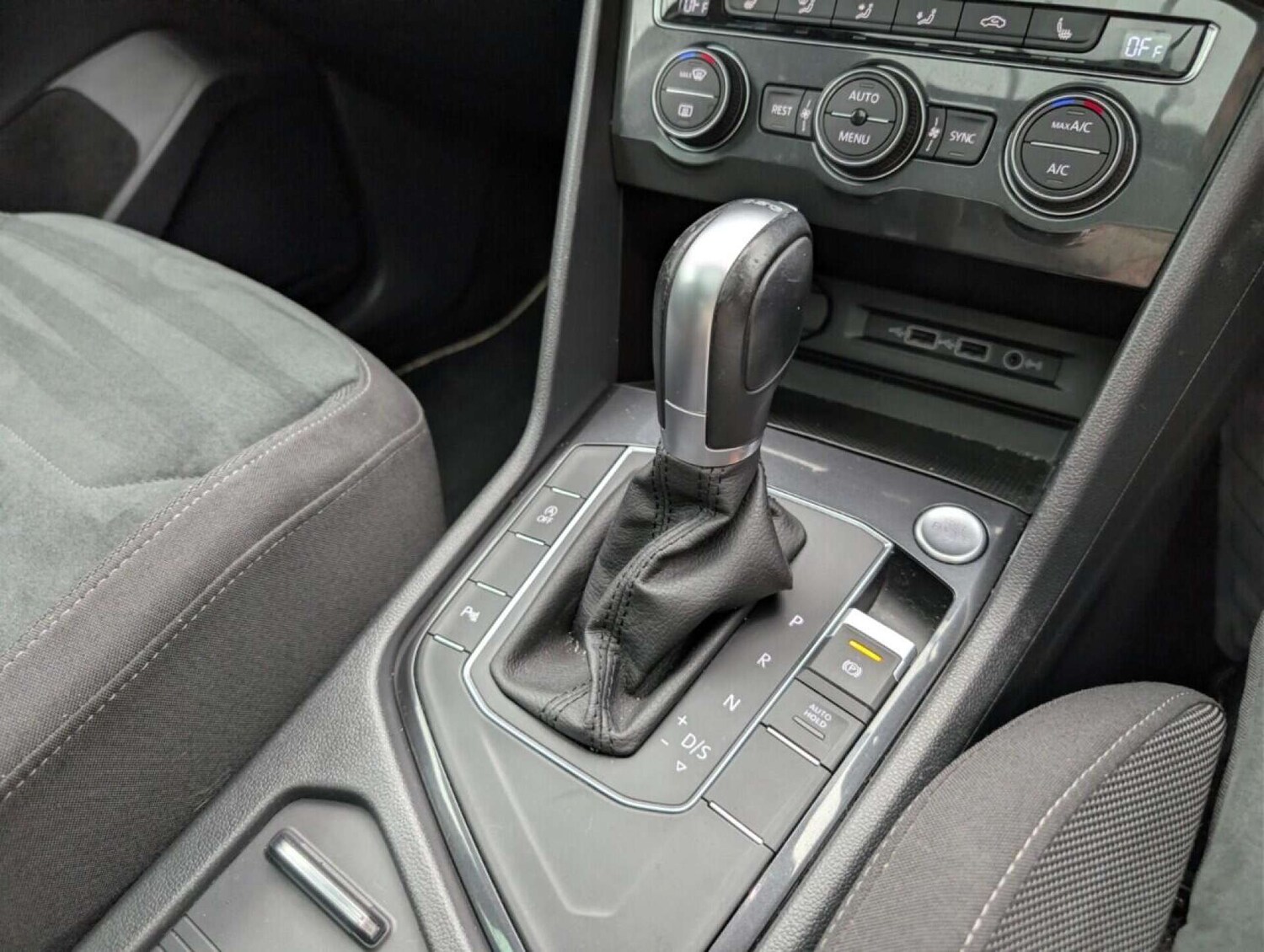 Used Volkswagen Tiguan 2019 for sale - 77713400: Photo 17