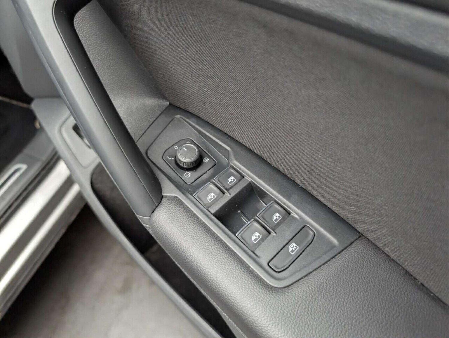 Used Volkswagen Tiguan 2019 for sale - 77713400: Photo 20