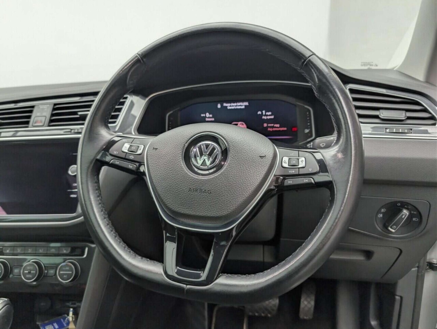 Used Volkswagen Tiguan 2019 for sale - 77713400: Photo 21