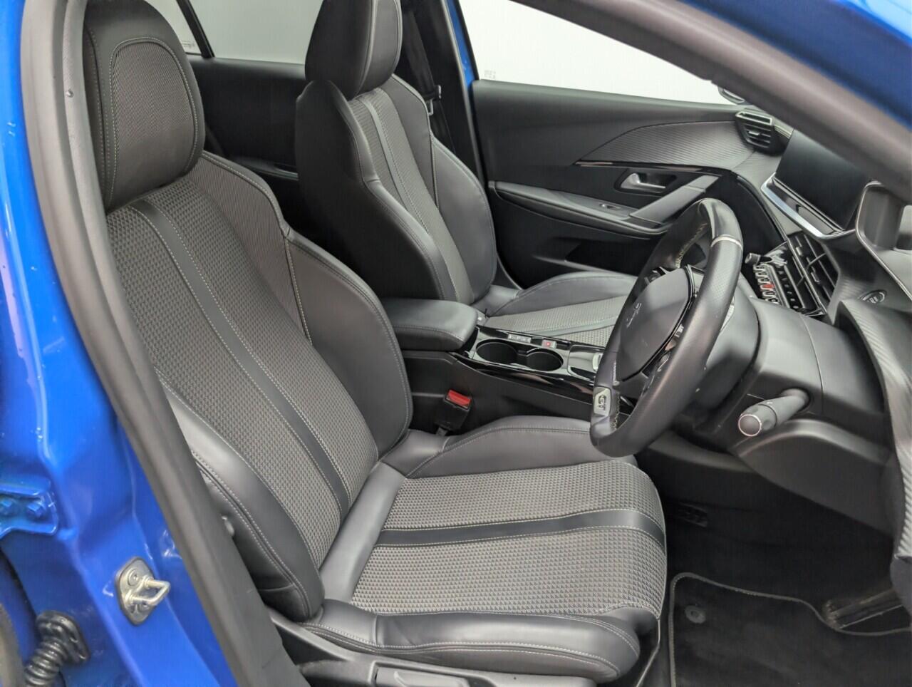 Used Peugeot E-208 2021 for sale - 76572784: Photo 12