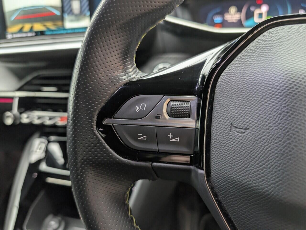 Used Peugeot E-208 2021 for sale - 76572784: Photo 19