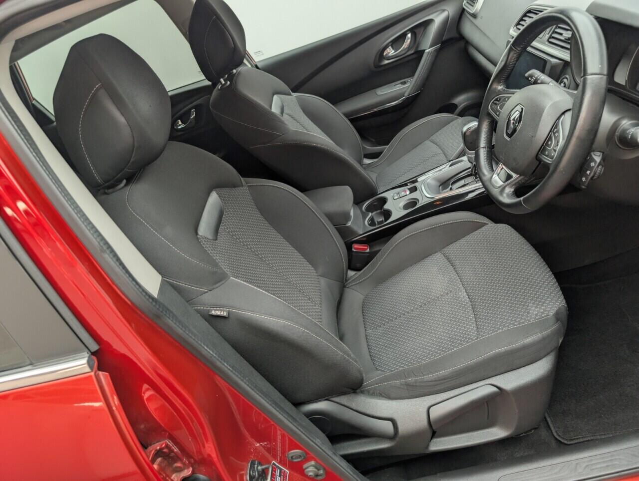 Used Renault Kadjar 2017 for sale - 76423936: Photo 11