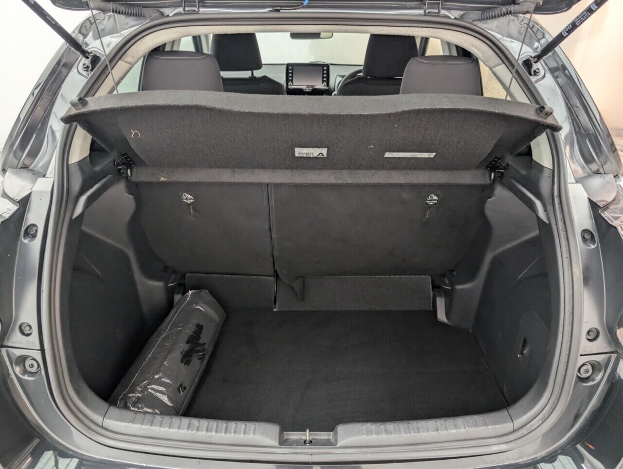 Used Toyota Yaris 2021 for sale - 76423934: Photo 26