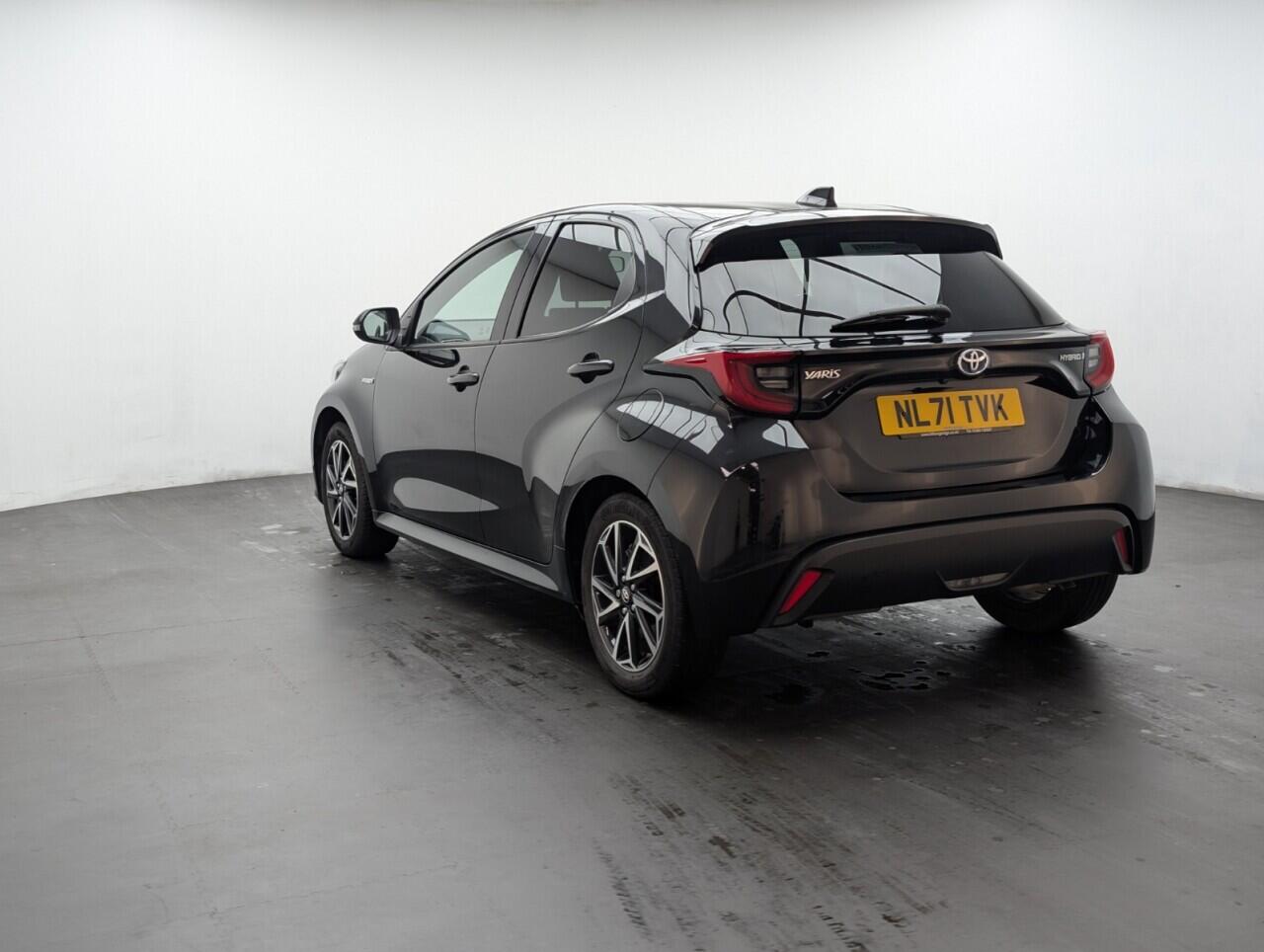 Used Toyota Yaris 2021 for sale - 76423934: Photo 6