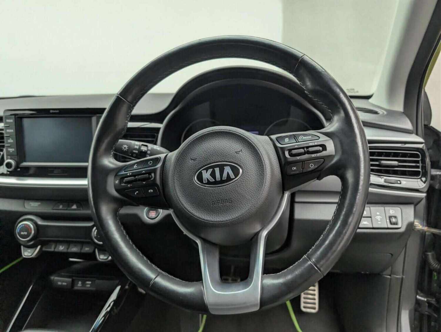 Used Kia Stonic 2018 for sale - 77713793: Photo 21