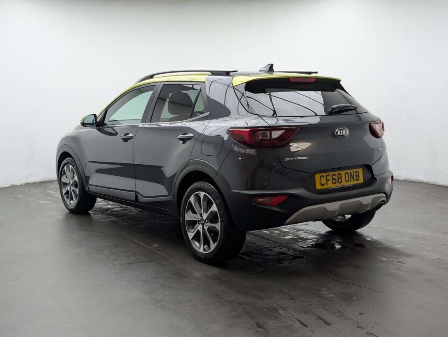 Used Kia Stonic 2018 for sale - 77713793: Photo 6