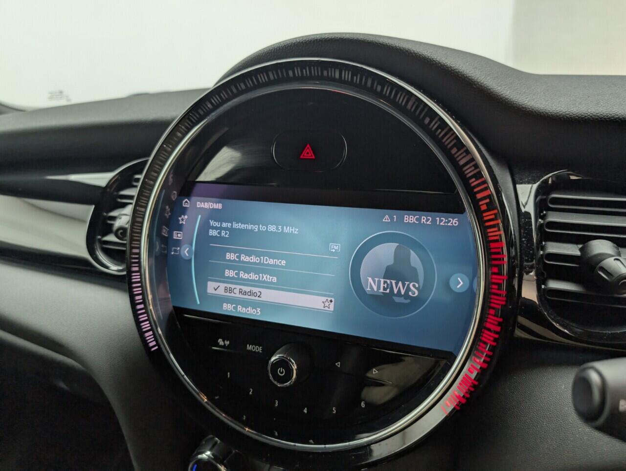 Used MINI Hatch 2021 for sale - 76425116: Photo 13