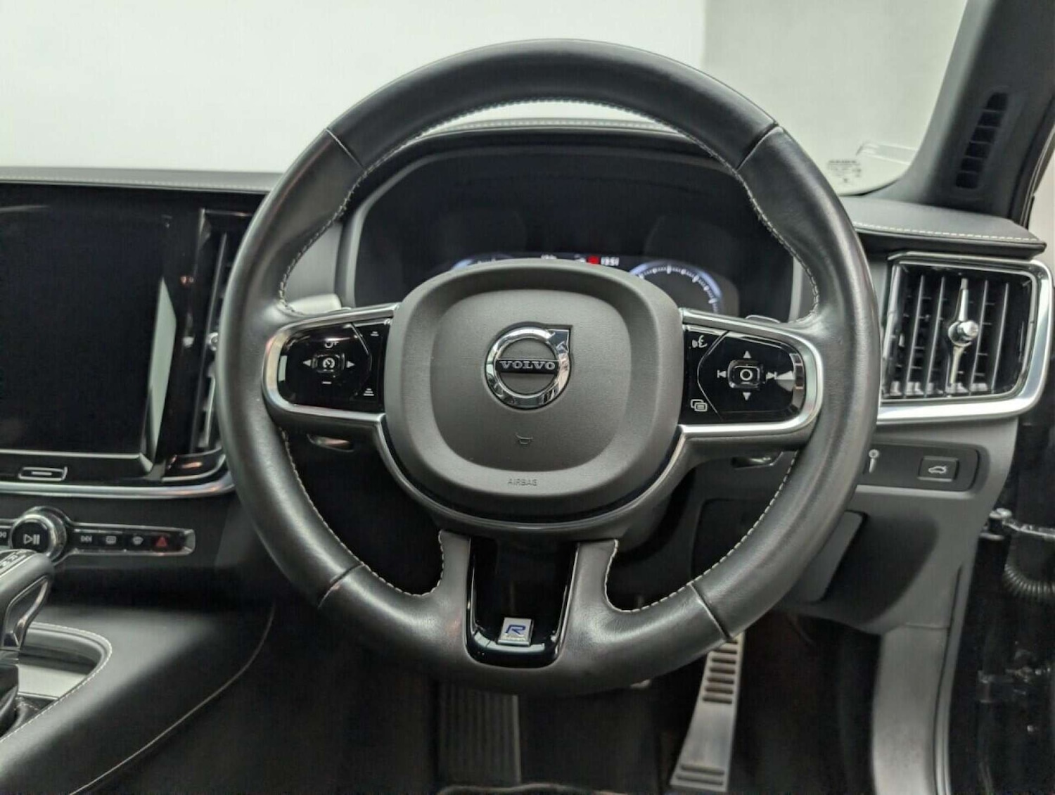 Used Volvo S90 2020 for sale - 77714608: Photo 33