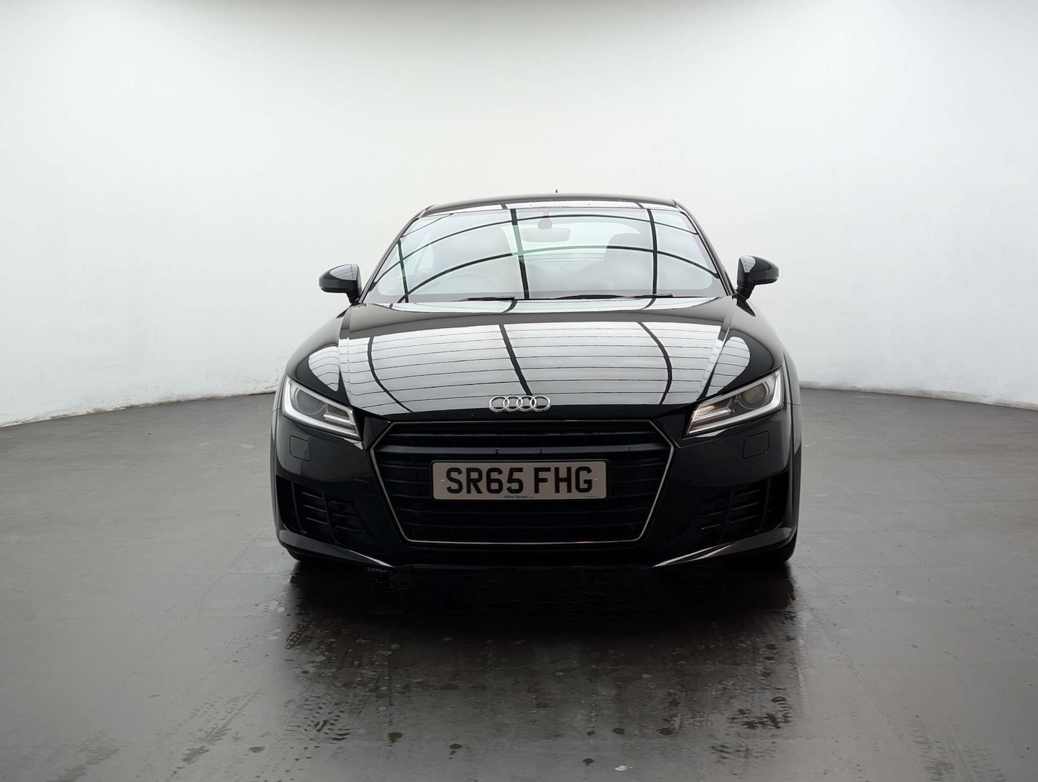 Used Audi TT 2015 for sale - 77830744: Photo 2
