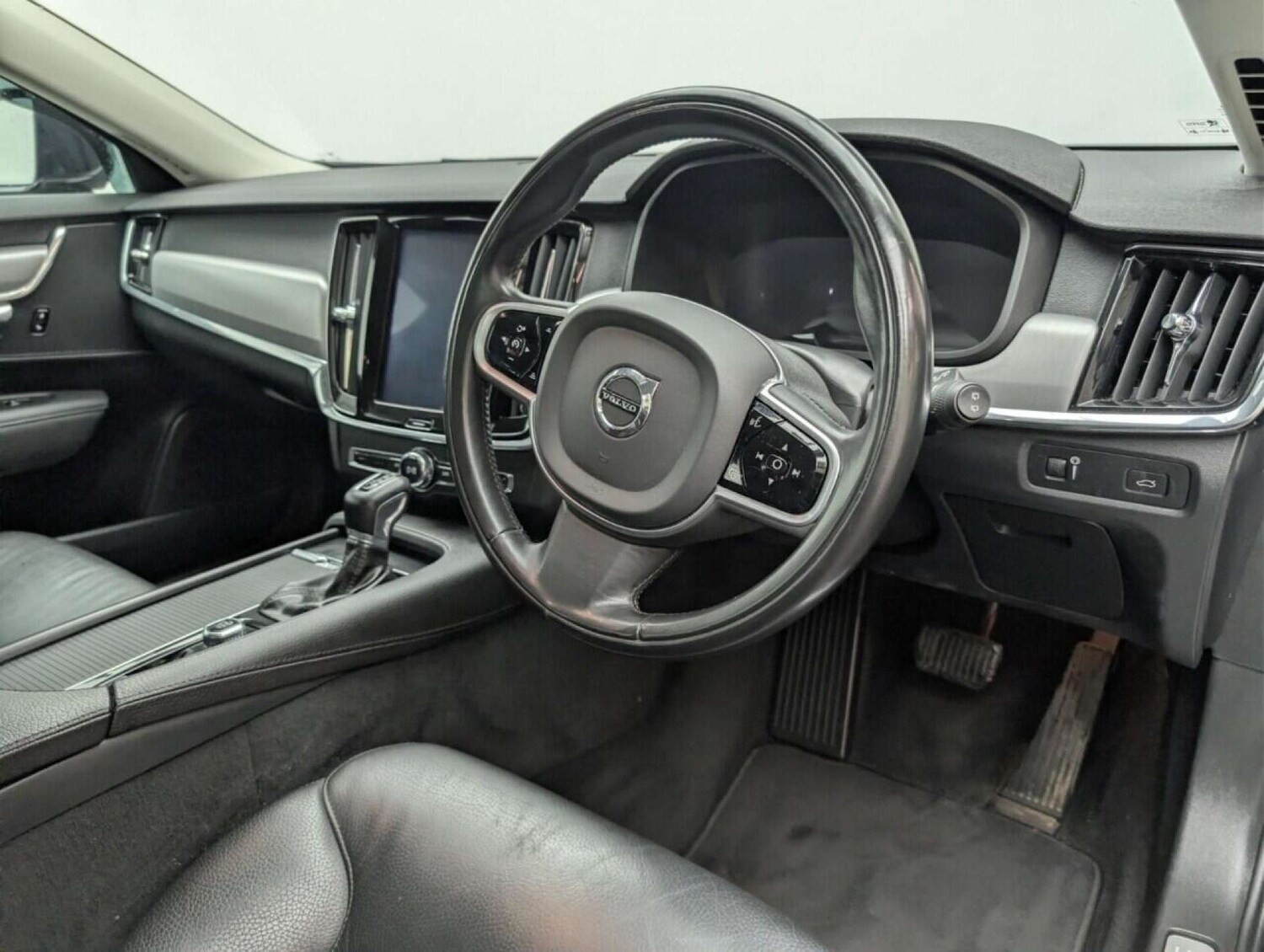 Used Volvo V90 2019 for sale - 77714336: Photo 11