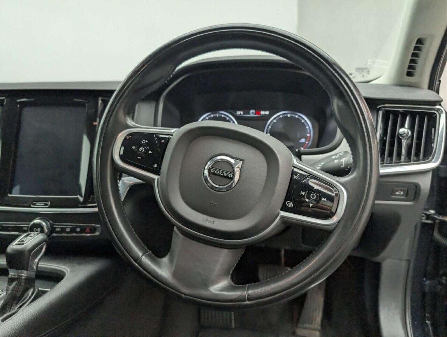 Used Volvo V90 2019 for sale - 77714336: Photo 19