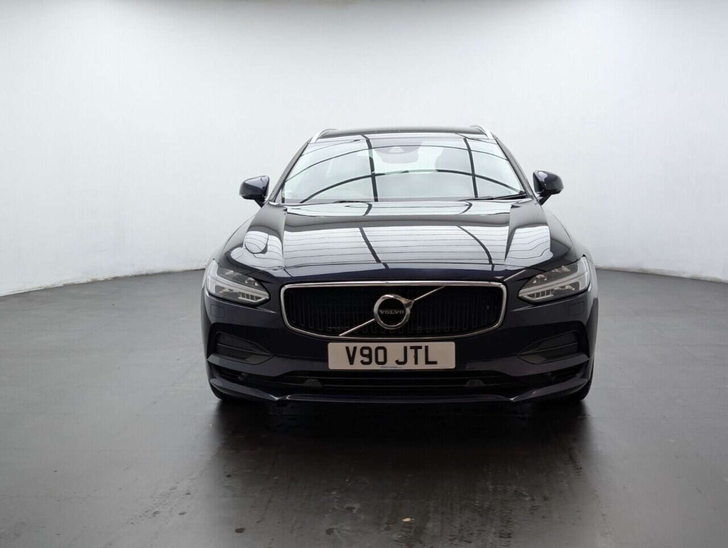 Used Volvo V90 2019 for sale - 77714336: Photo 3