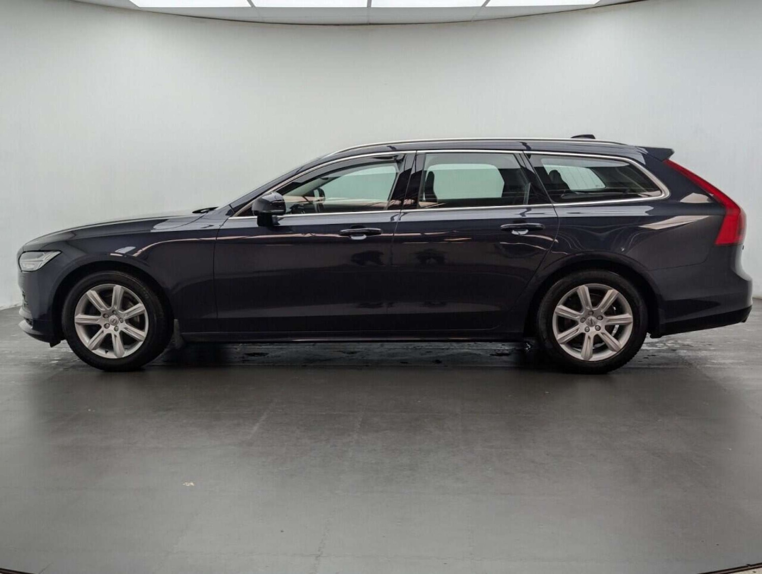 Used Volvo V90 2019 for sale - 77714336: Photo 5