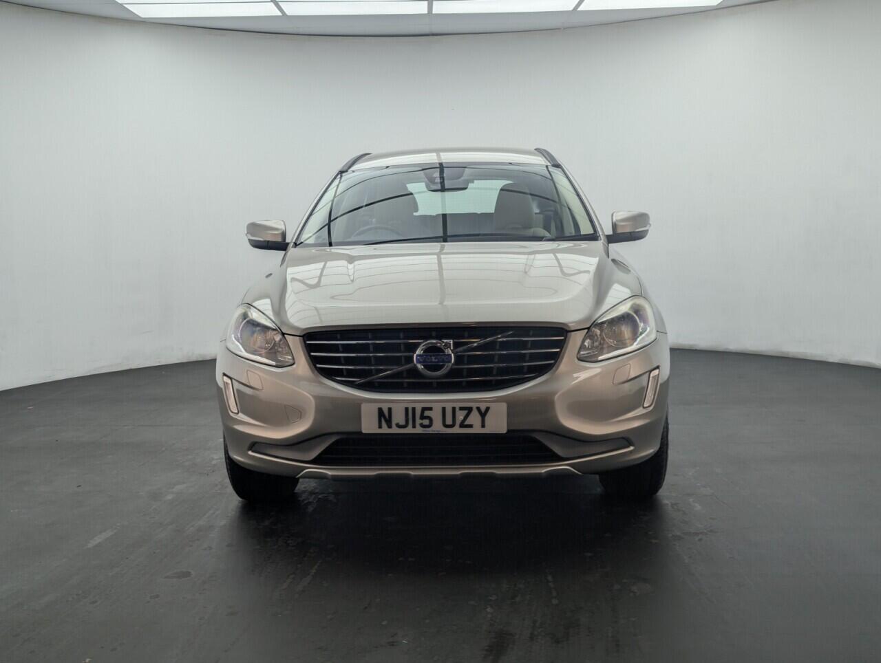 Used Volvo XC60 2015 for sale - 76422881: Photo 3