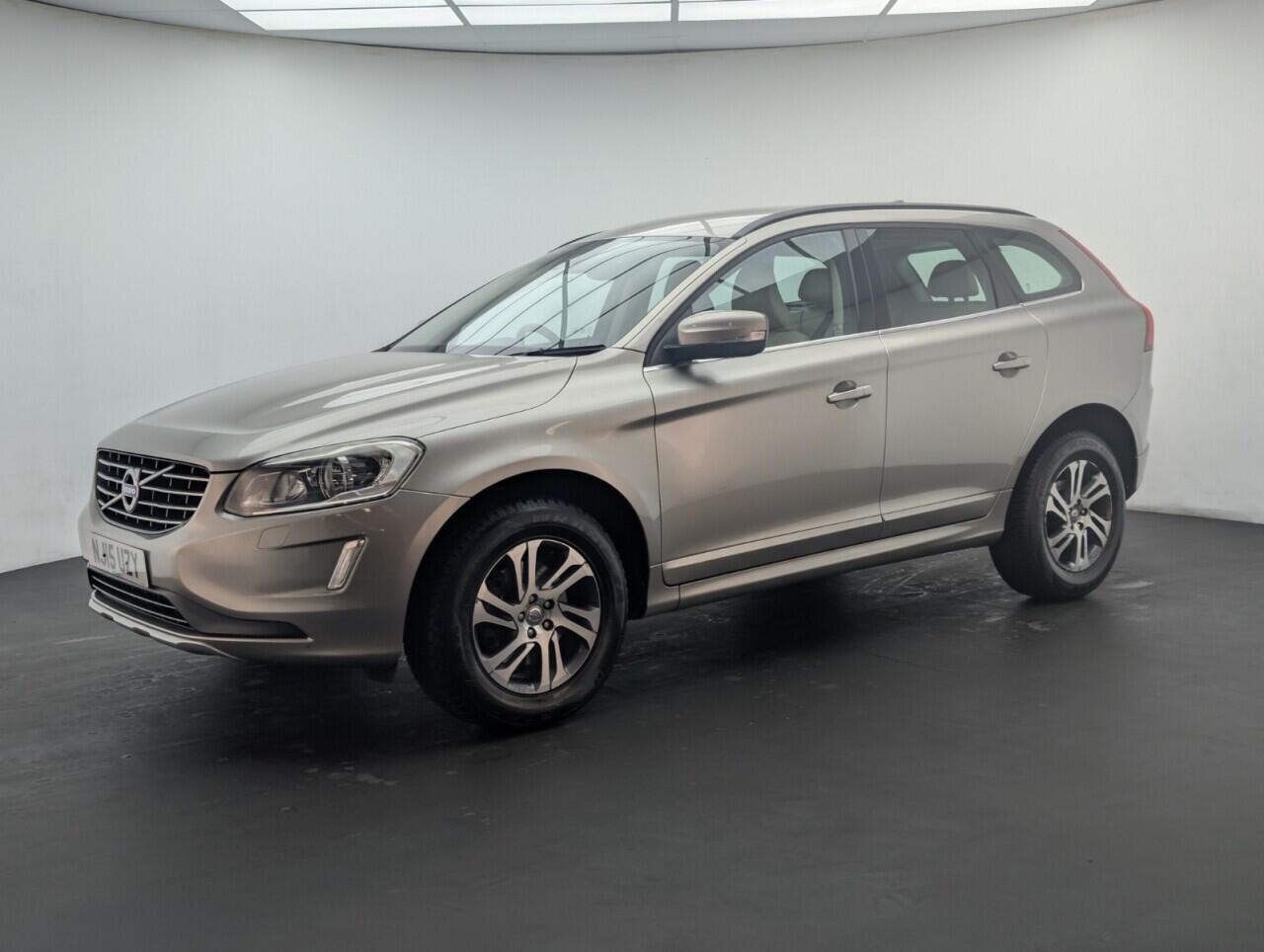 Used Volvo XC60 2015 for sale - 76422881: Photo 4