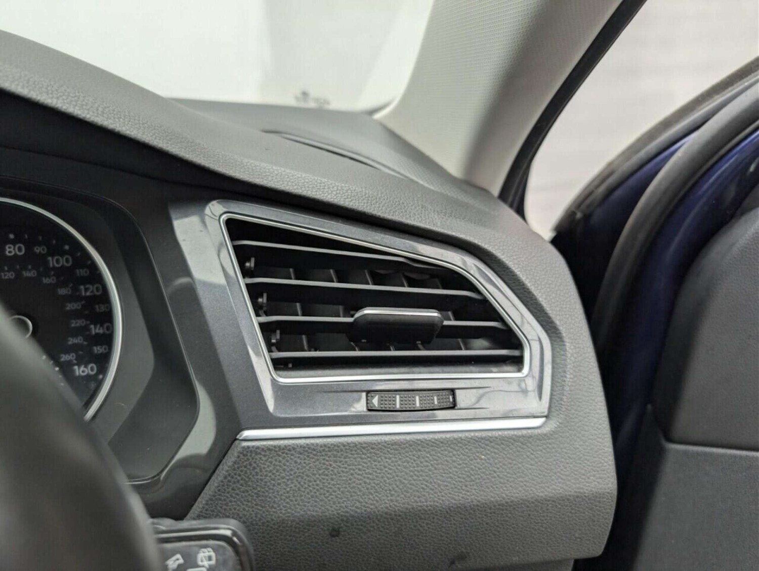 Used Volkswagen Tiguan 2017 for sale - 77713010: Photo 18