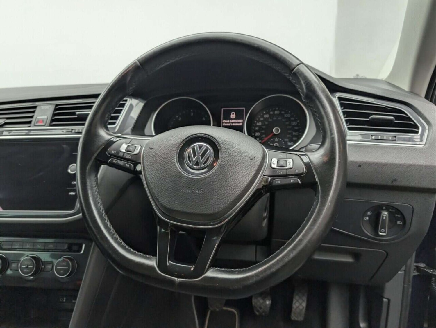 Used Volkswagen Tiguan 2017 for sale - 77713010: Photo 20