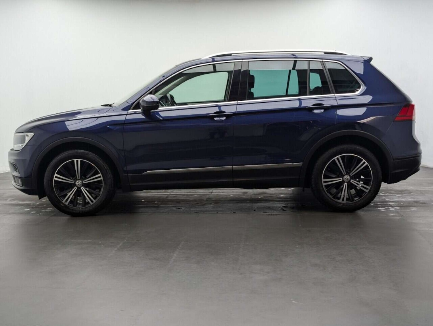 Used Volkswagen Tiguan 2017 for sale - 77713010: Photo 5