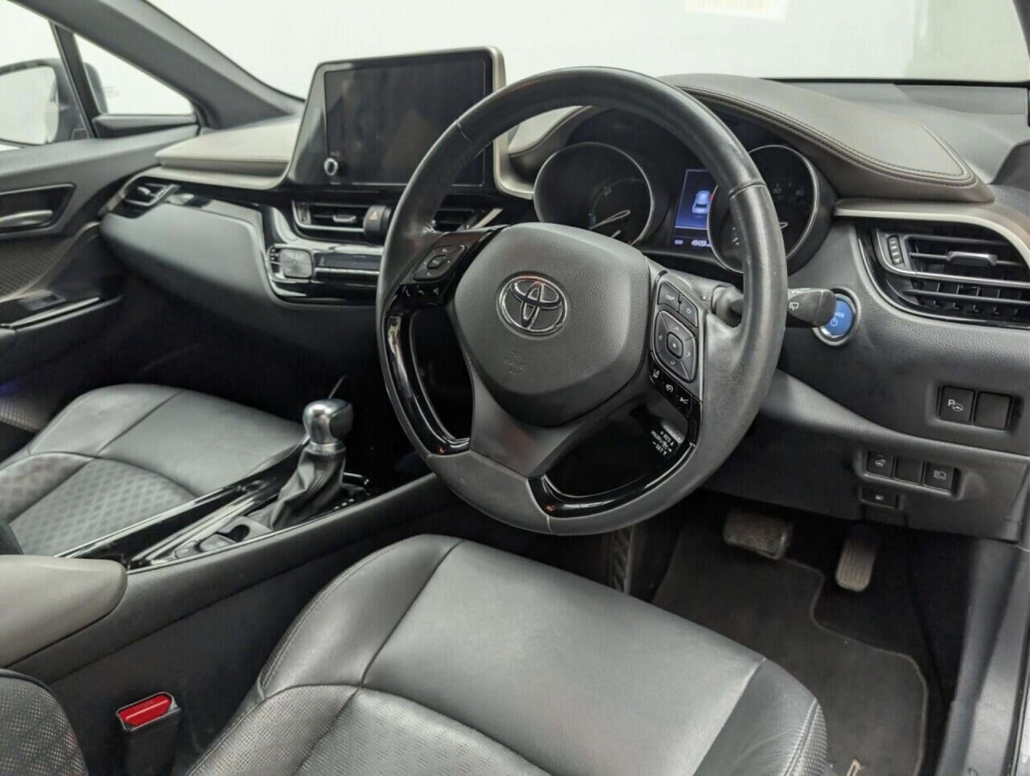 Used Toyota C-HR 2022 for sale - 77714812: Photo 11