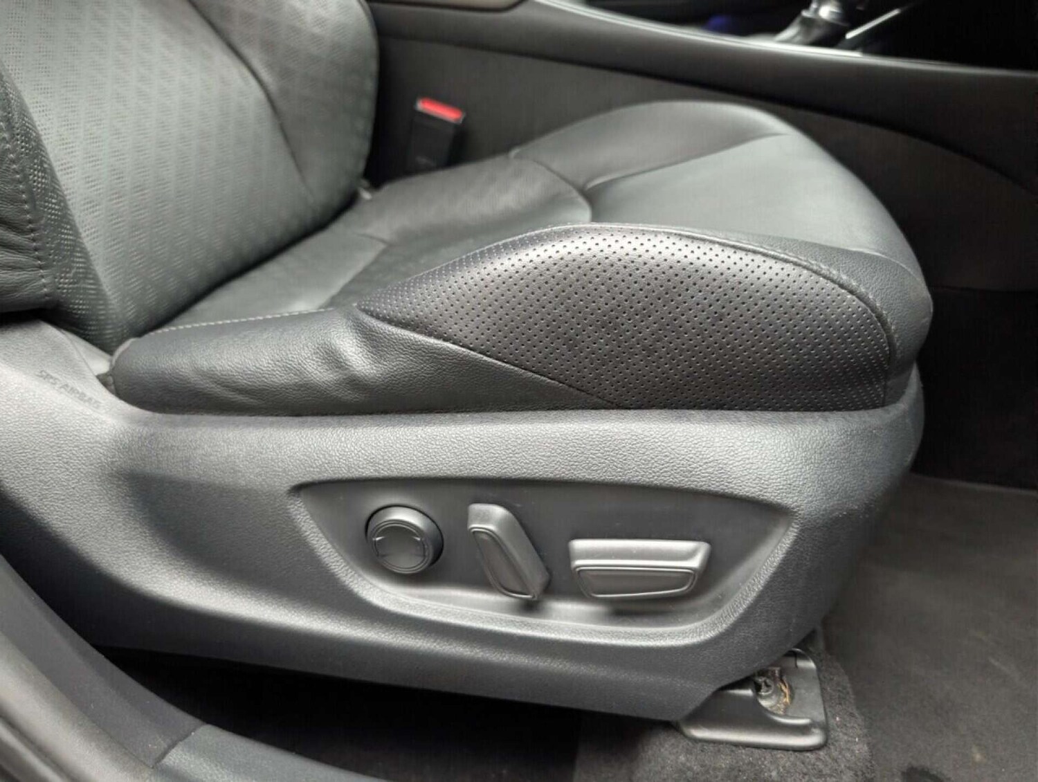 Used Toyota C-HR 2022 for sale - 77714812: Photo 22