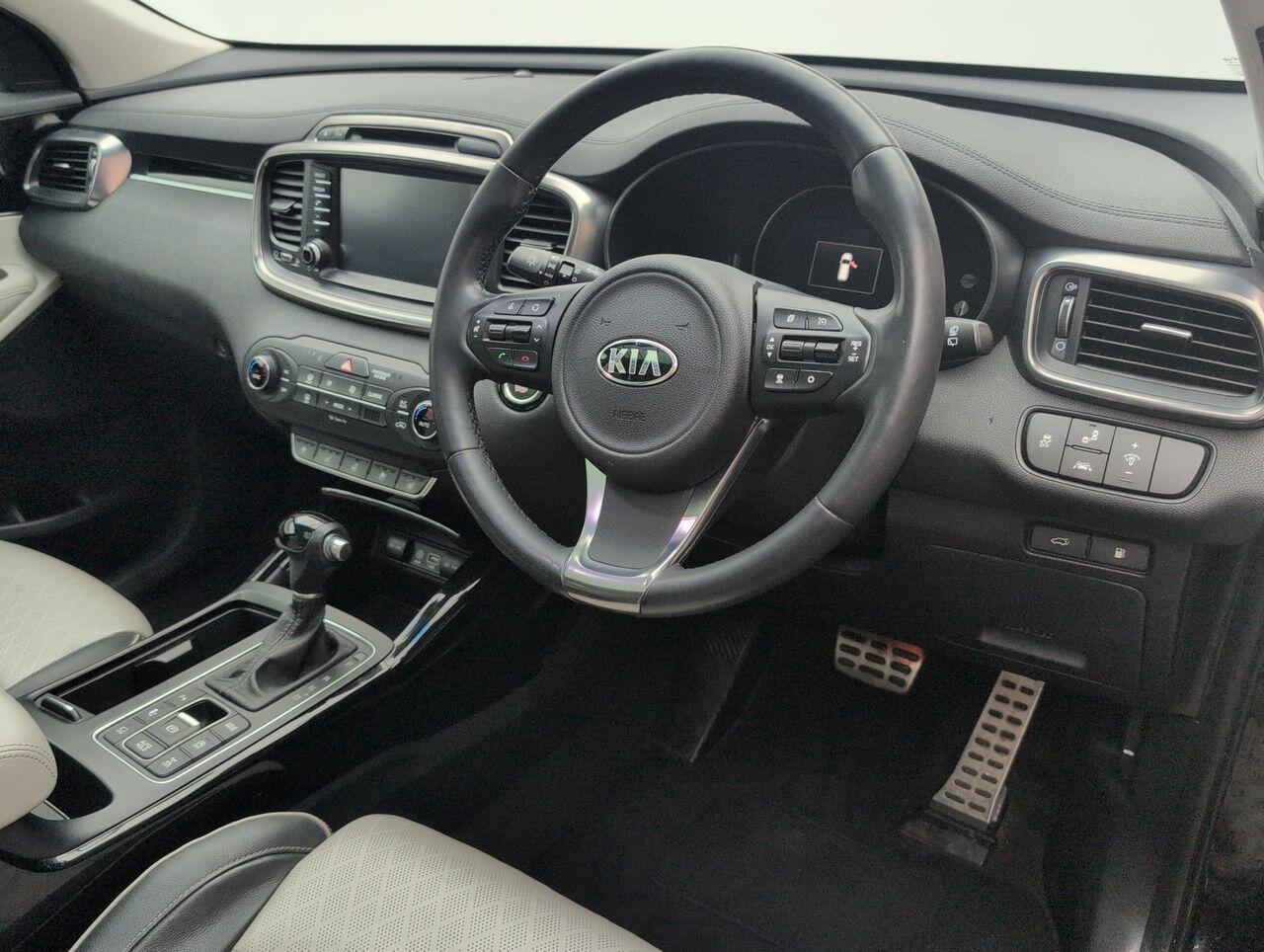 Used Kia Sorento 2017 for sale - 76423601: Photo 11