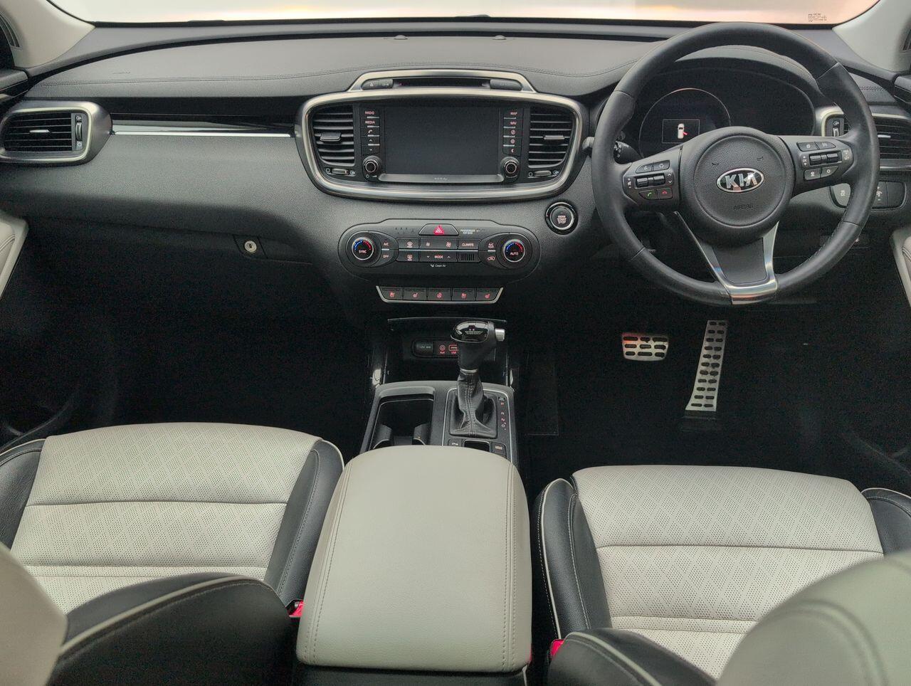 Used Kia Sorento 2017 for sale - 76423601: Photo 26