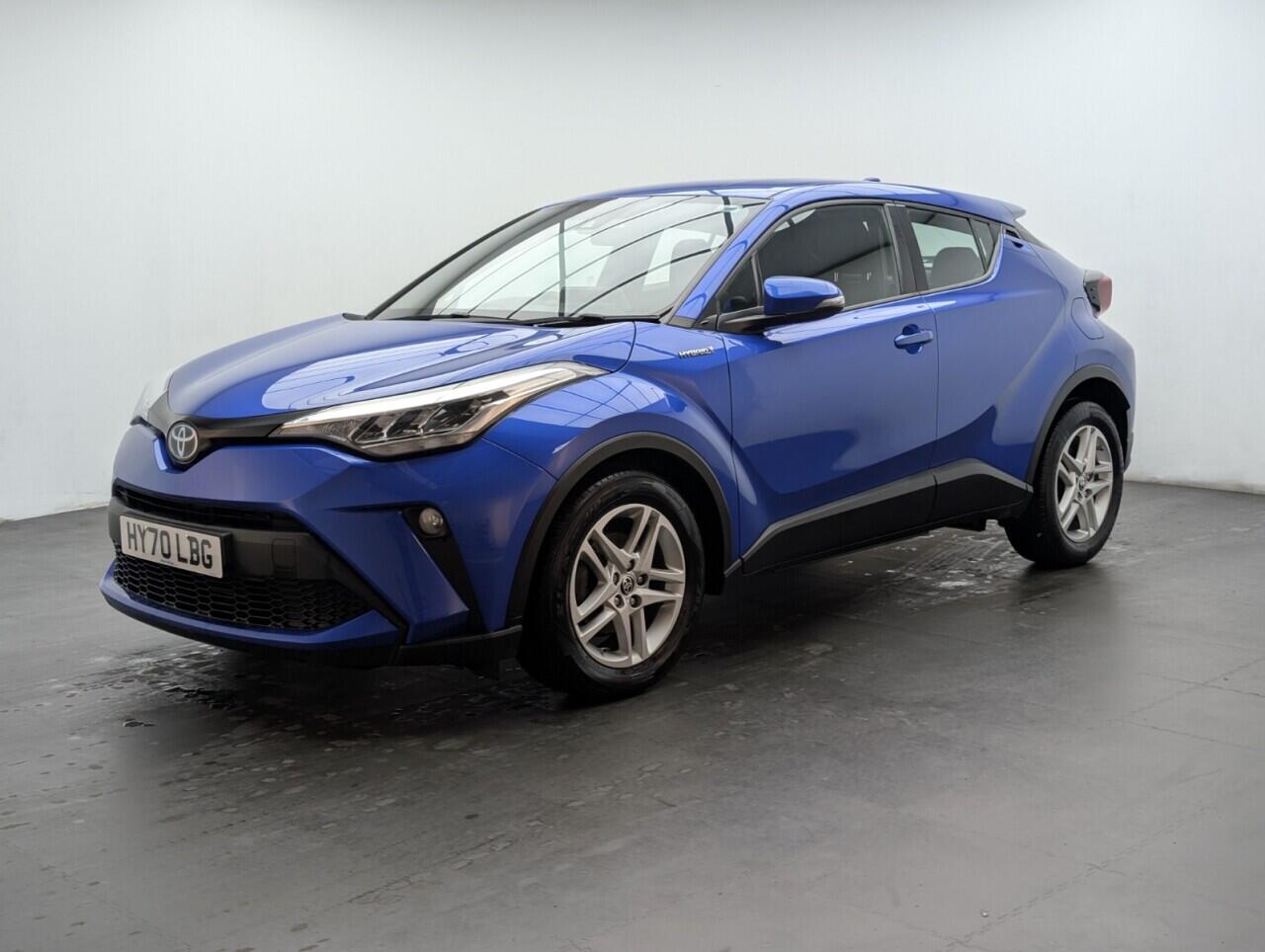 Used Toyota C-HR 2020 for sale - 76752458: Photo 4
