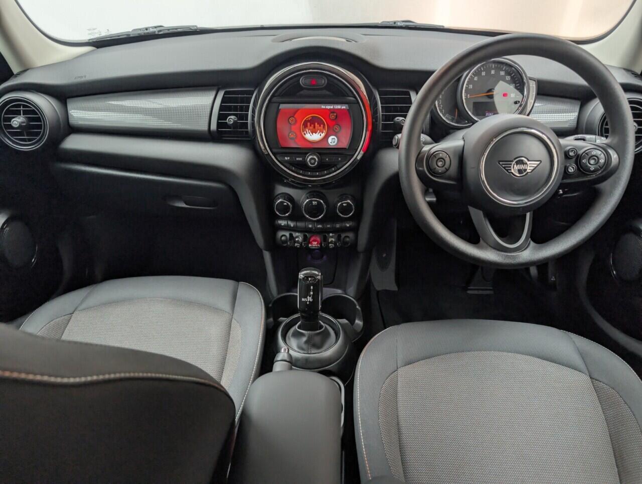 Used MINI Hatch 2020 for sale - 76424621: Photo 24