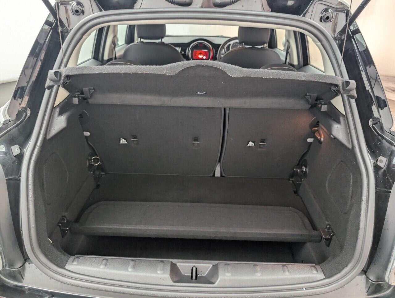 Used MINI Hatch 2020 for sale - 76424621: Photo 26