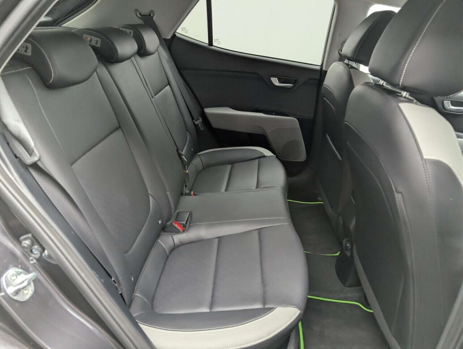 Used Kia Stonic 2018 for sale - 78014339: Photo 28