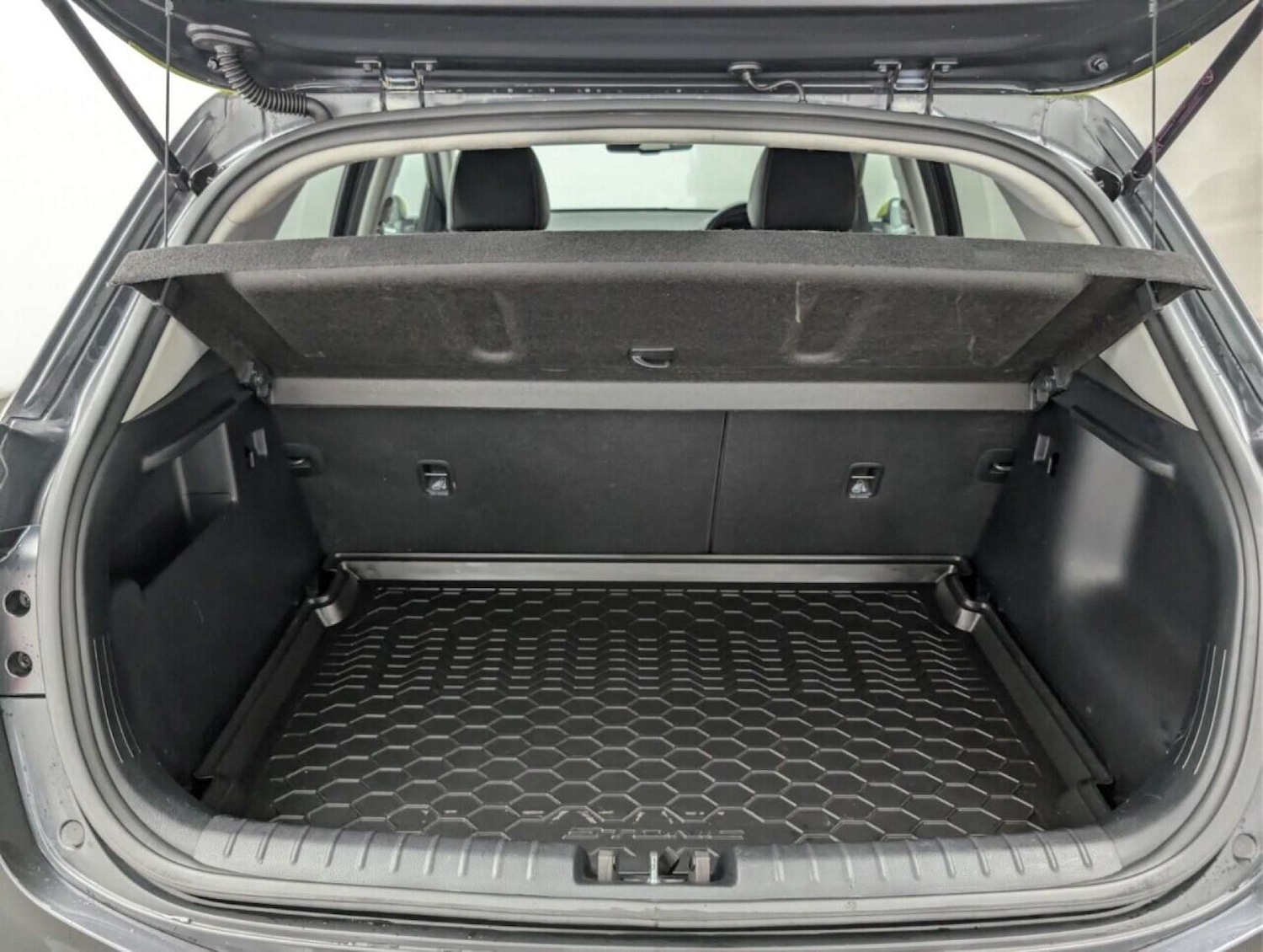 Used Kia Stonic 2018 for sale - 78014339: Photo 29