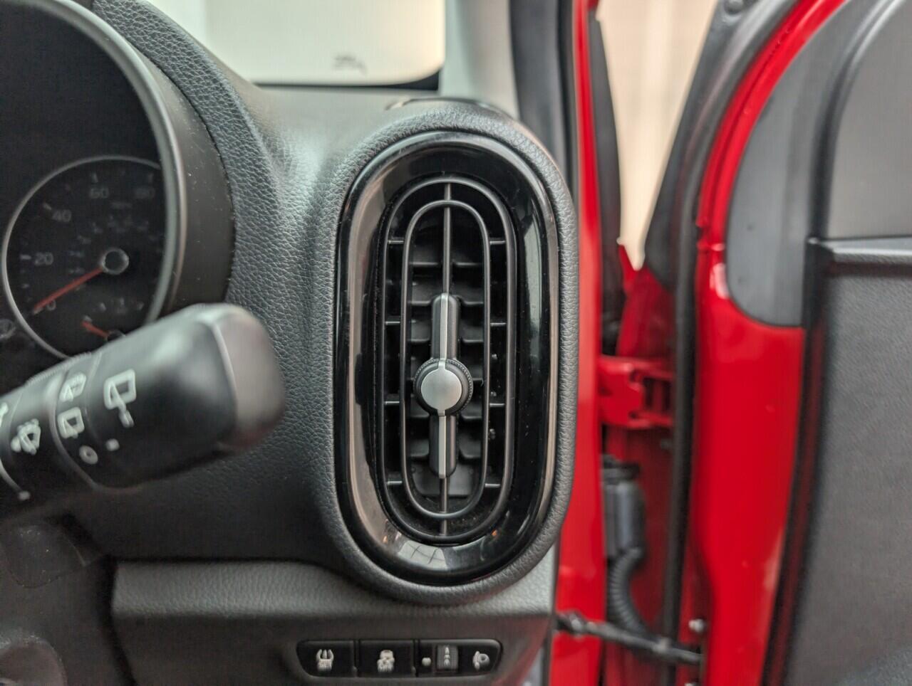 Used Kia Picanto 2022 for sale - 76422866: Photo 18