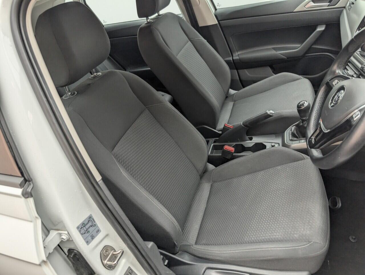 Used Volkswagen Polo 2018 for sale - 76424620: Photo 12