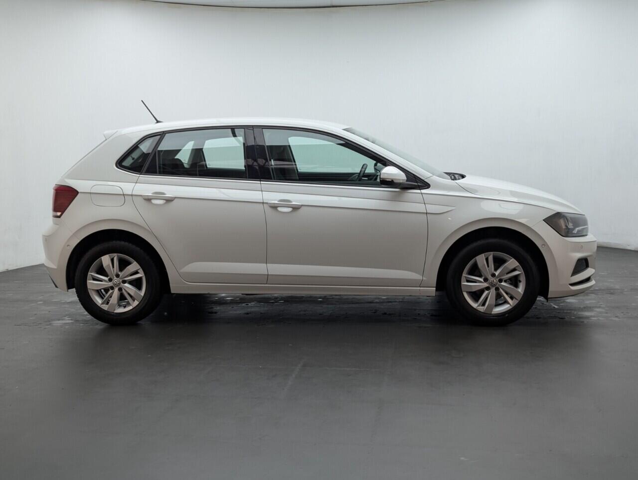 Used Volkswagen Polo 2018 for sale - 76424620: Photo 9