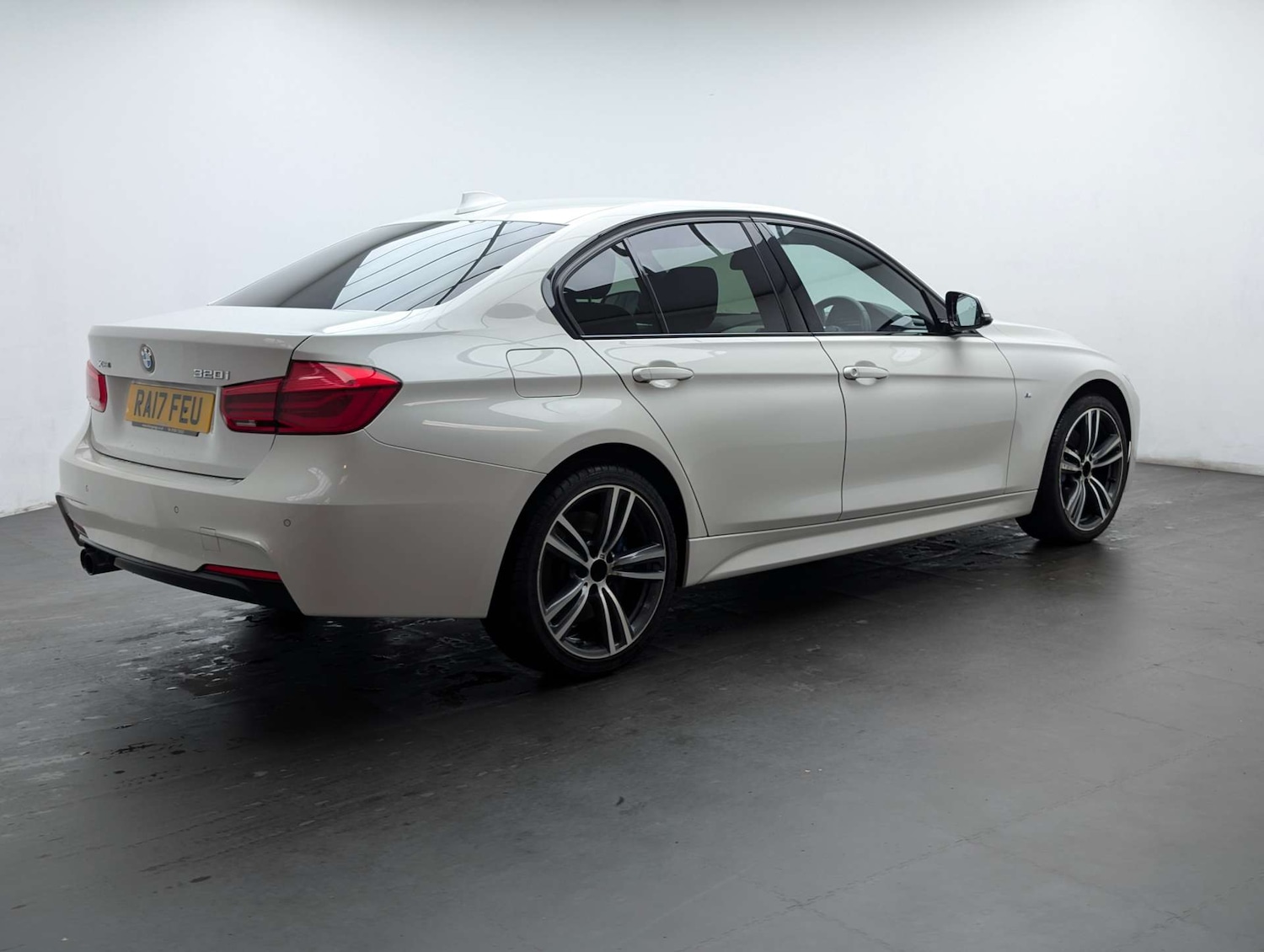 Used BMW 3 Series 2017 for sale - 77891357: Photo 10