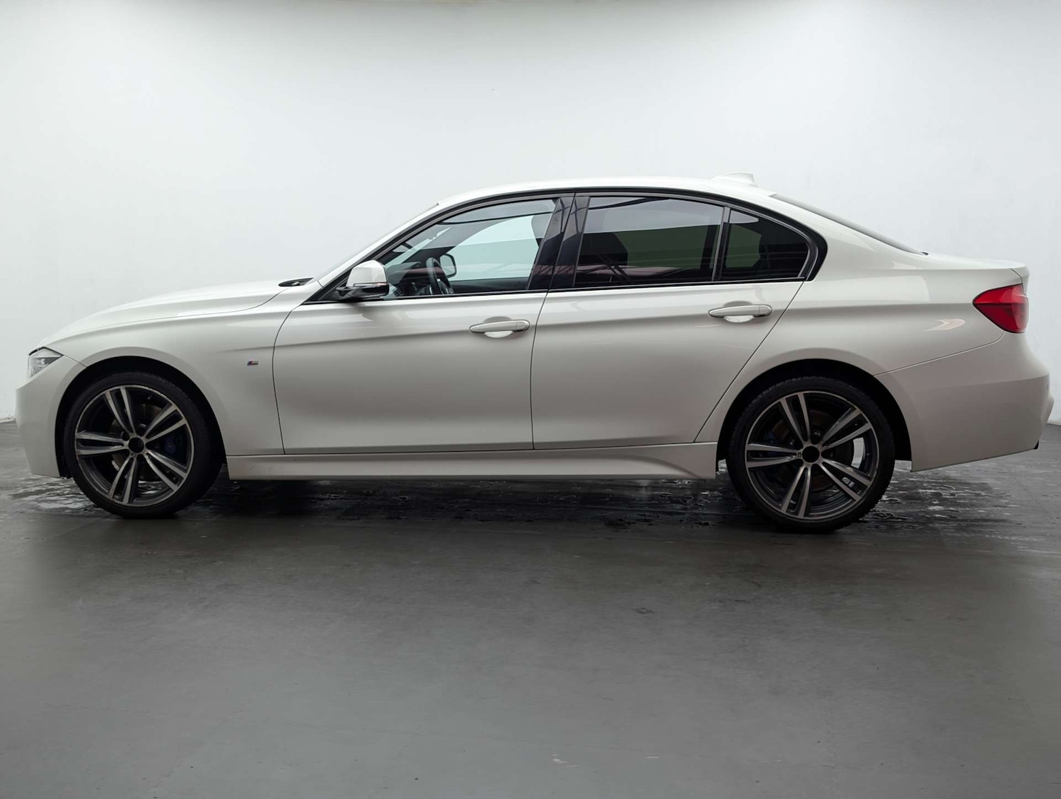 Used BMW 3 Series 2017 for sale - 77891357: Photo 6